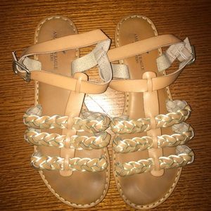 American Eagle Sandals